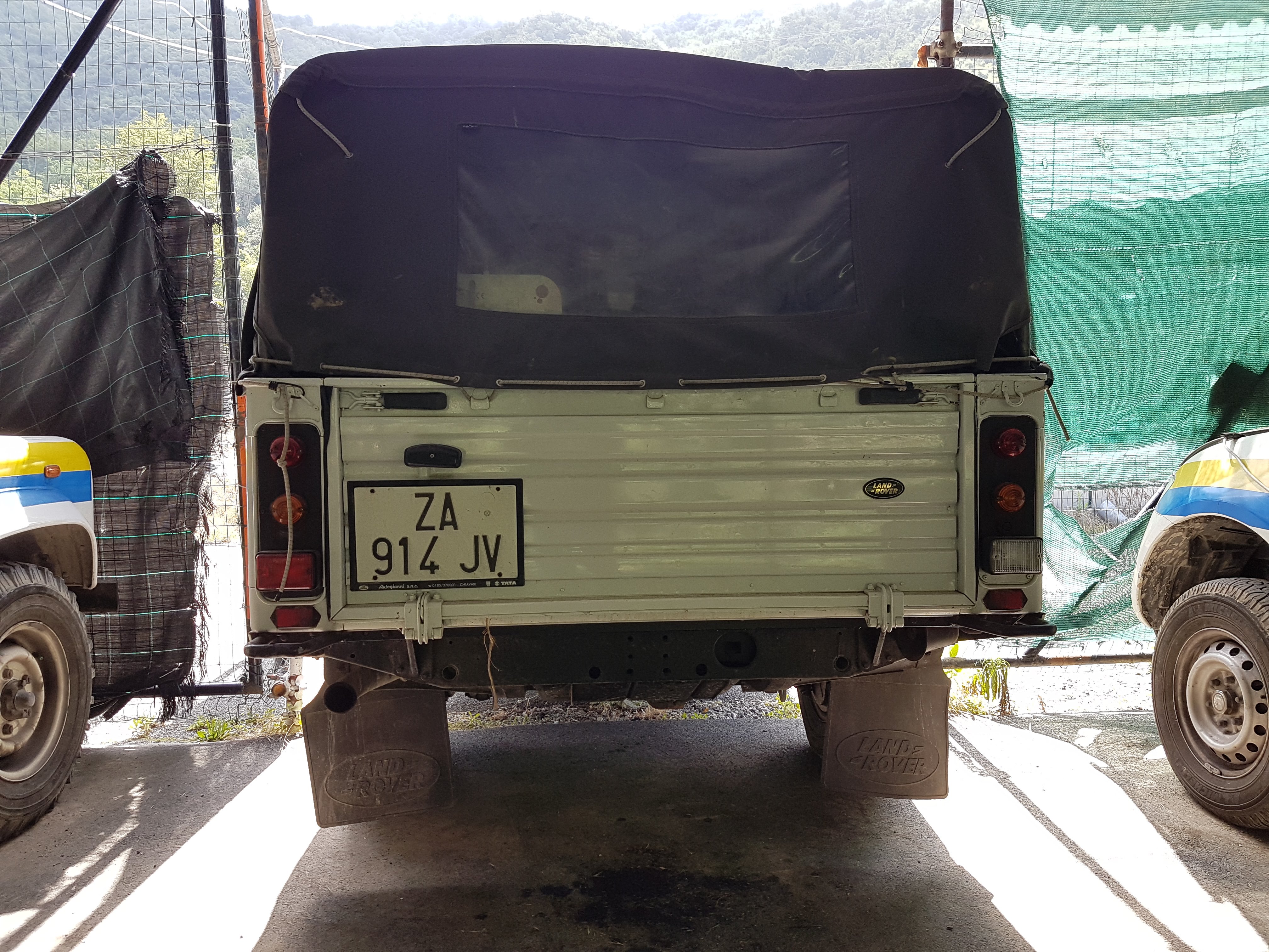 Land Rover Defender pickup